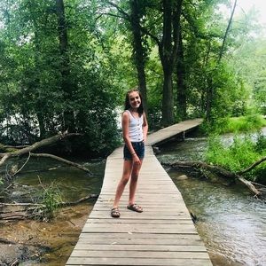 Meet your Posher, Olivia